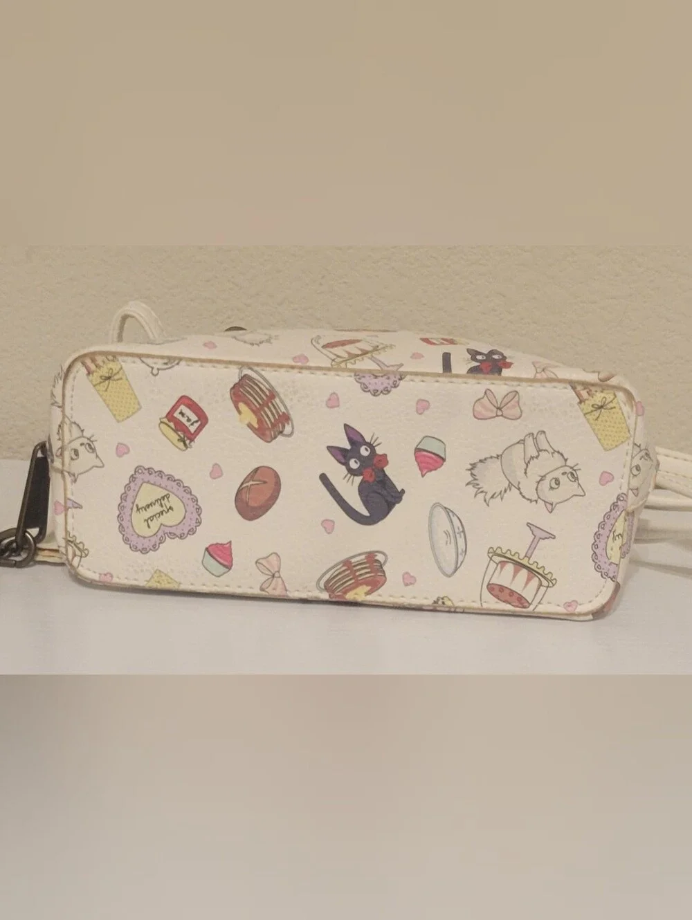 Vintage Loungefly Cream Kiki's Delivery Service Character Crossbody